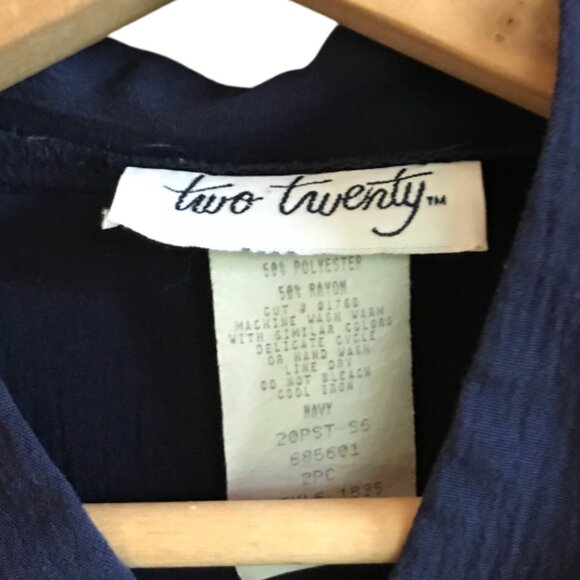 Two Twenty Vintage Rayon Blend Tunic: Dark Blue Blazer, Unique Buttons, Size 18 - Picture 4 of 9